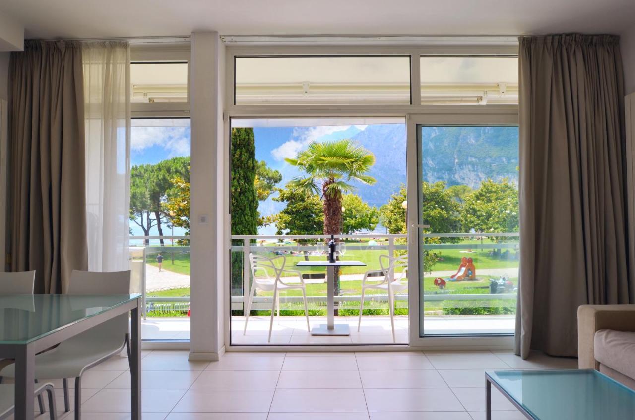 Club Nautico - Phoenix Studio Lake View Riva del Garda Eksteriør billede