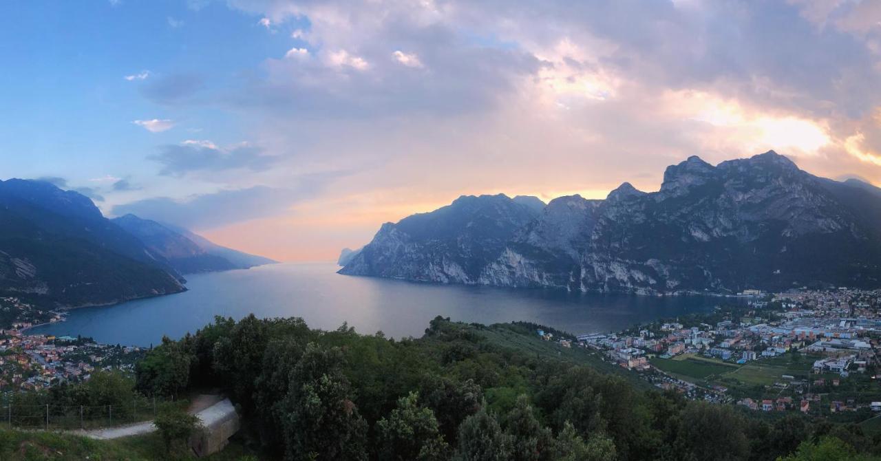Club Nautico - Phoenix Studio Lake View Riva del Garda Eksteriør billede