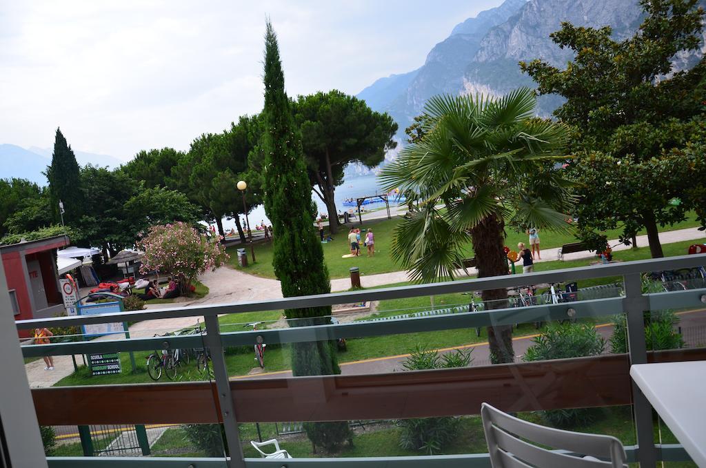 Club Nautico - Phoenix Studio Lake View Riva del Garda Værelse billede