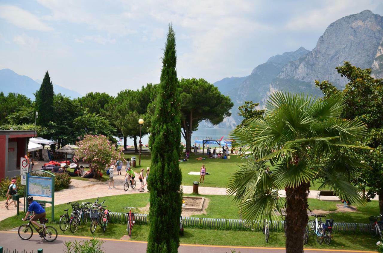 Club Nautico - Phoenix Studio Lake View Riva del Garda Eksteriør billede